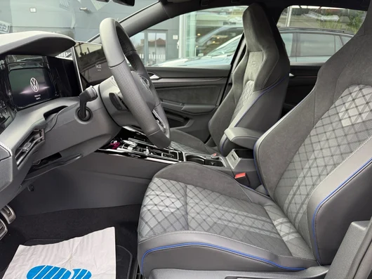 Bild eines Golf Sport mHEV TSI DSG