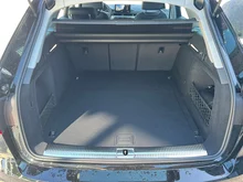 Audi A4 Avant 35 TDI in brillantschwarz Klar