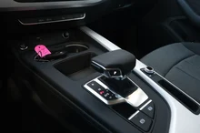 Audi A4 Avant 35 TDI in brillantschwarz Klar