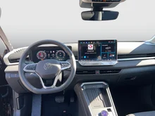 VW T-Roc Life eTSI DSG in Grenadillschwarz Metallic