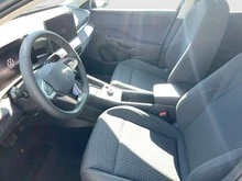 VW T-Roc Life eTSI DSG in Grenadillschwarz Metallic