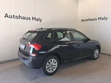 Škoda Kamiq Selection TSI in Black-Magic Perleffekt