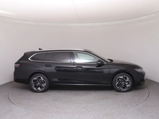 Bild eines VW Passat Variant Elegance eTSI DSG