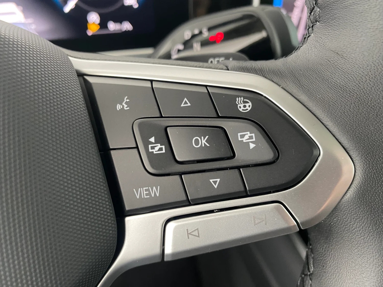 Bild eines VW Passat Variant Elegance eTSI DSG