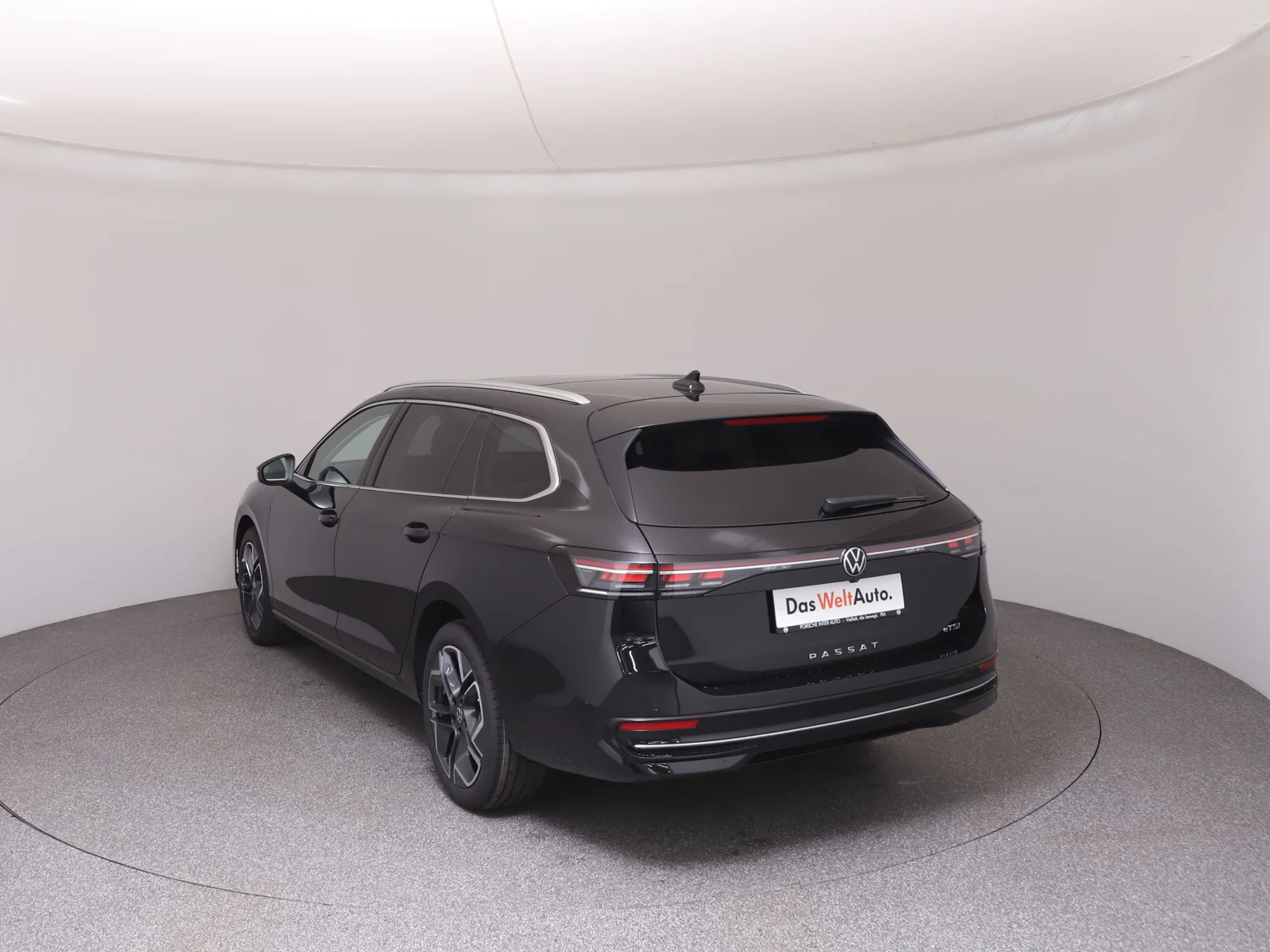 Bild eines VW Passat Variant Elegance eTSI DSG