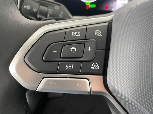 Bild eines VW Passat Variant Elegance eTSI DSG