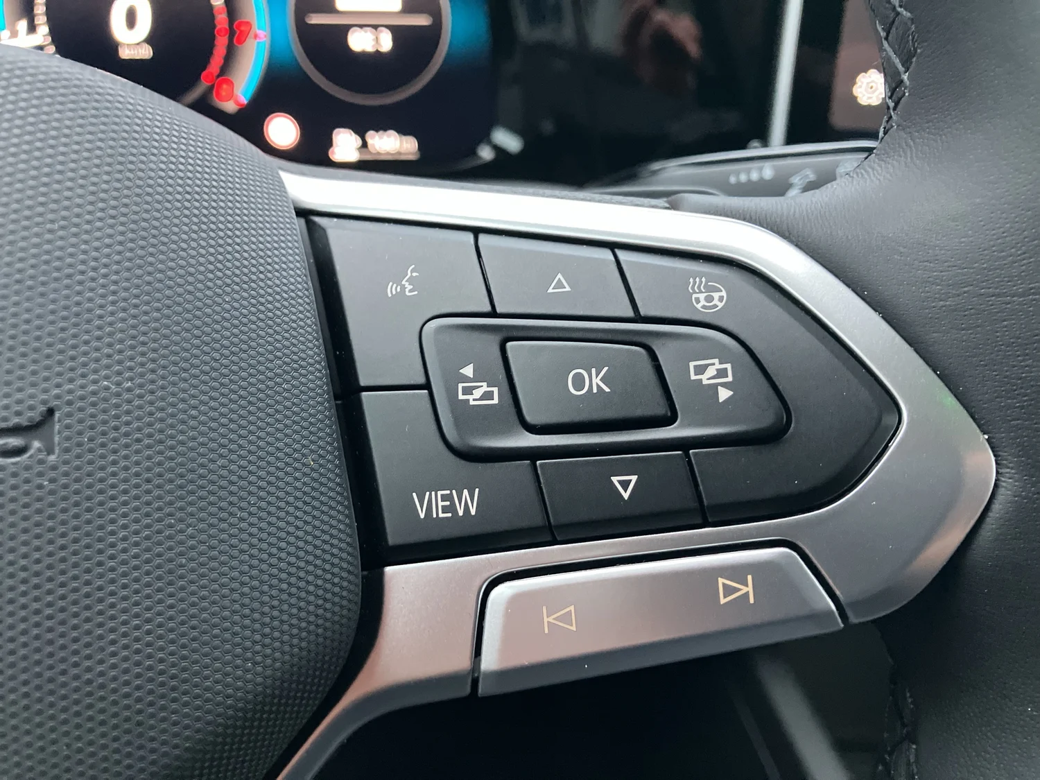 Bild eines VW Golf Variant Business mHeV TSI DSG