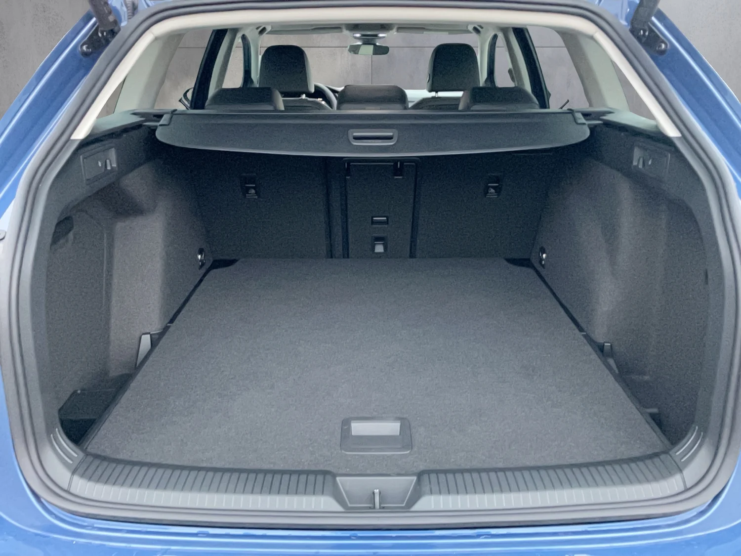 Bild eines VW Golf Variant Business mHeV TSI DSG