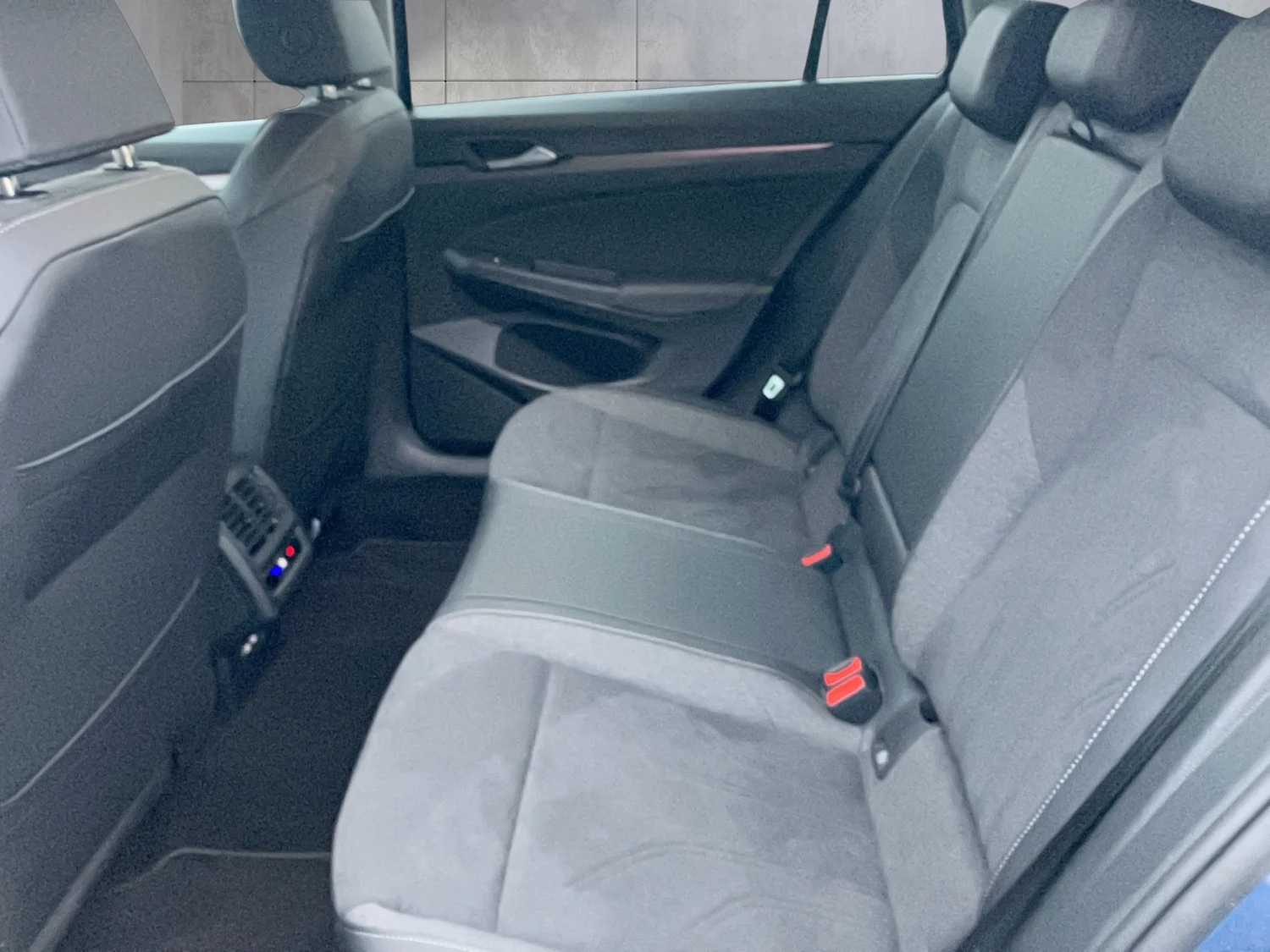 Bild eines VW Golf Variant Business mHeV TSI DSG