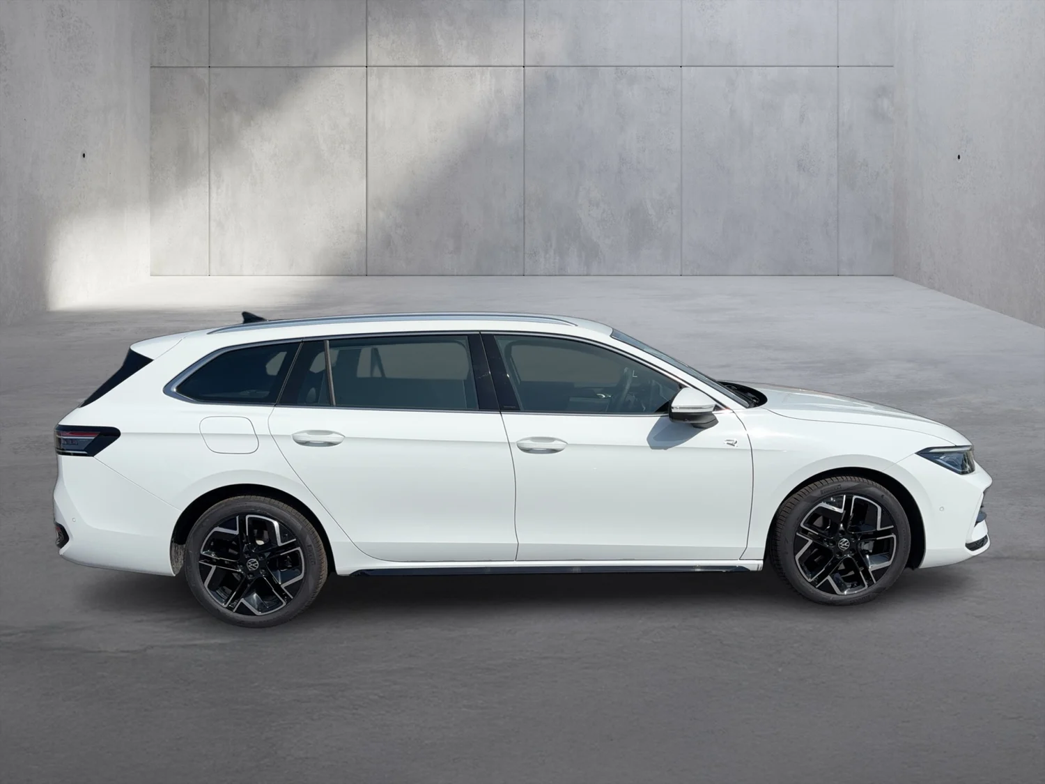 Bild eines VW Passat Variant R-Line TDI DSG