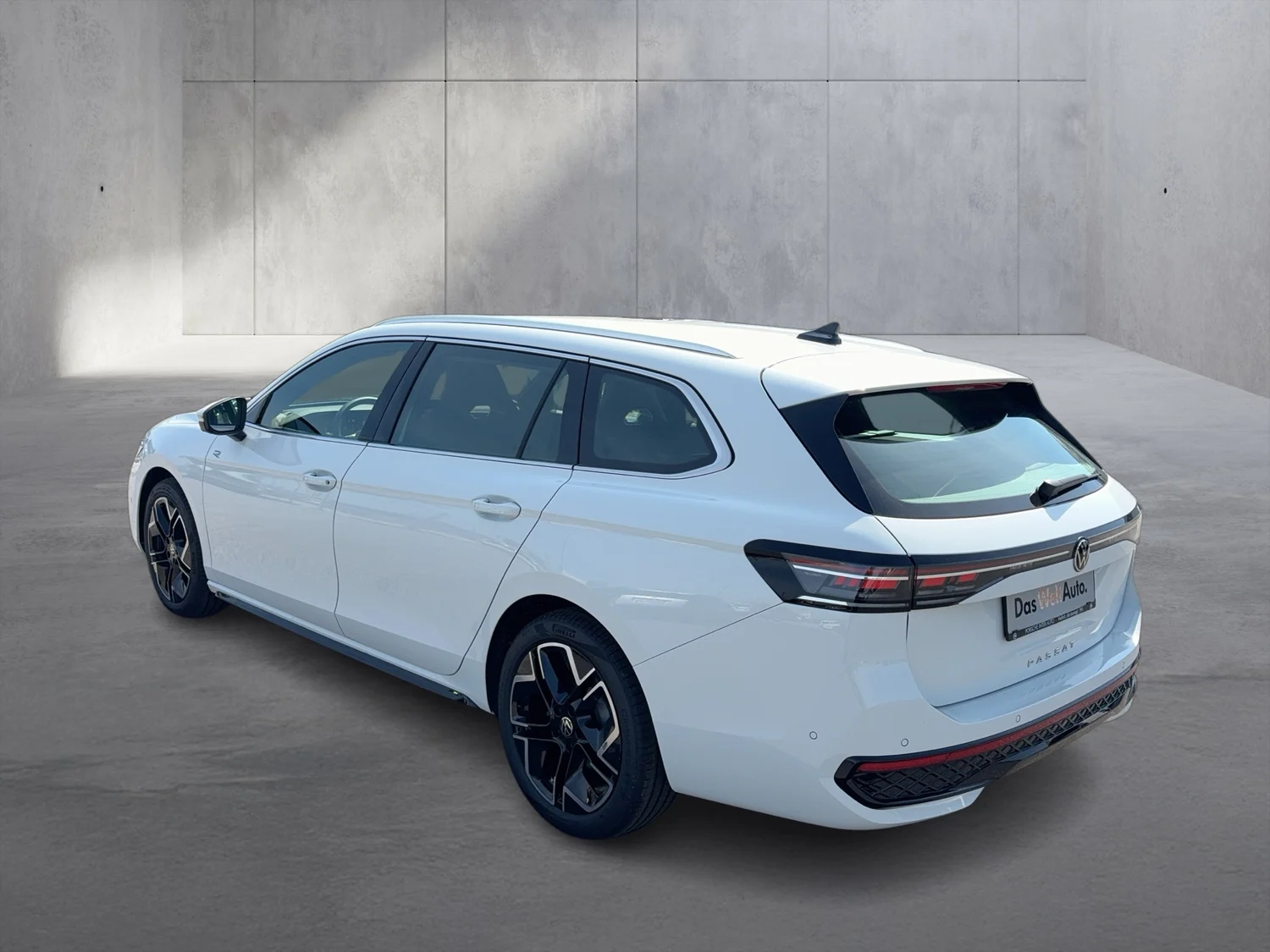 Bild eines VW Passat Variant R-Line TDI DSG