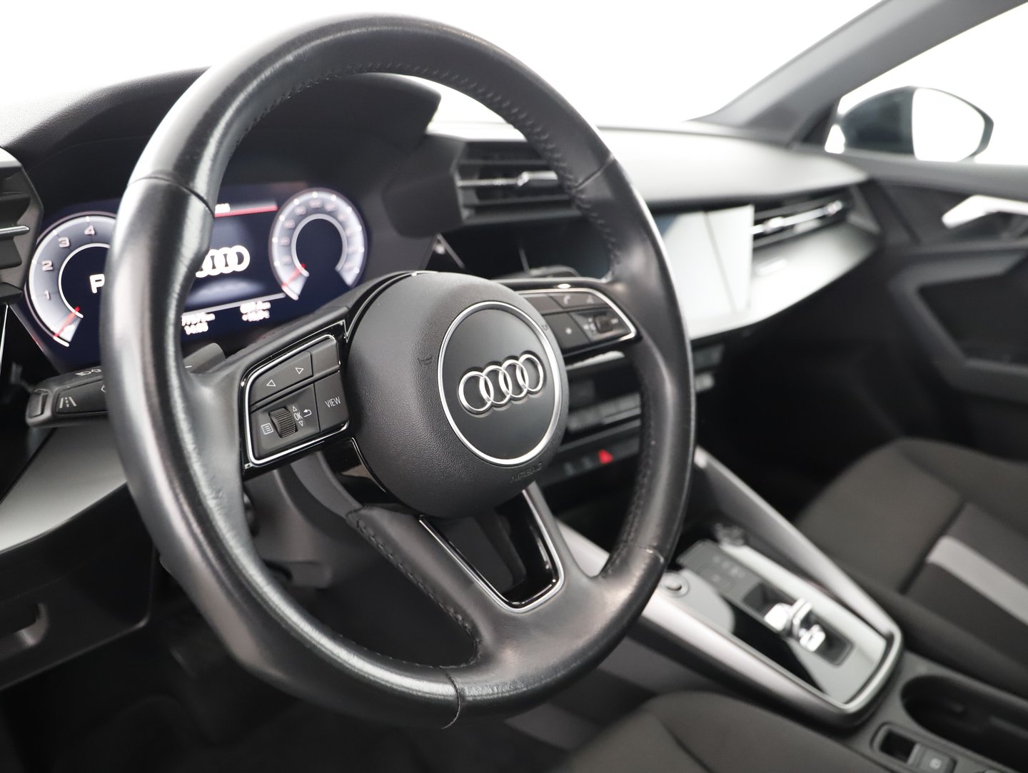 Audi A3 Limousine 35 TFSI advanced ext. | Bild 5 von 15