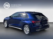 Audi A3 Sportback 30 TFSI in Navarrablau Metallic