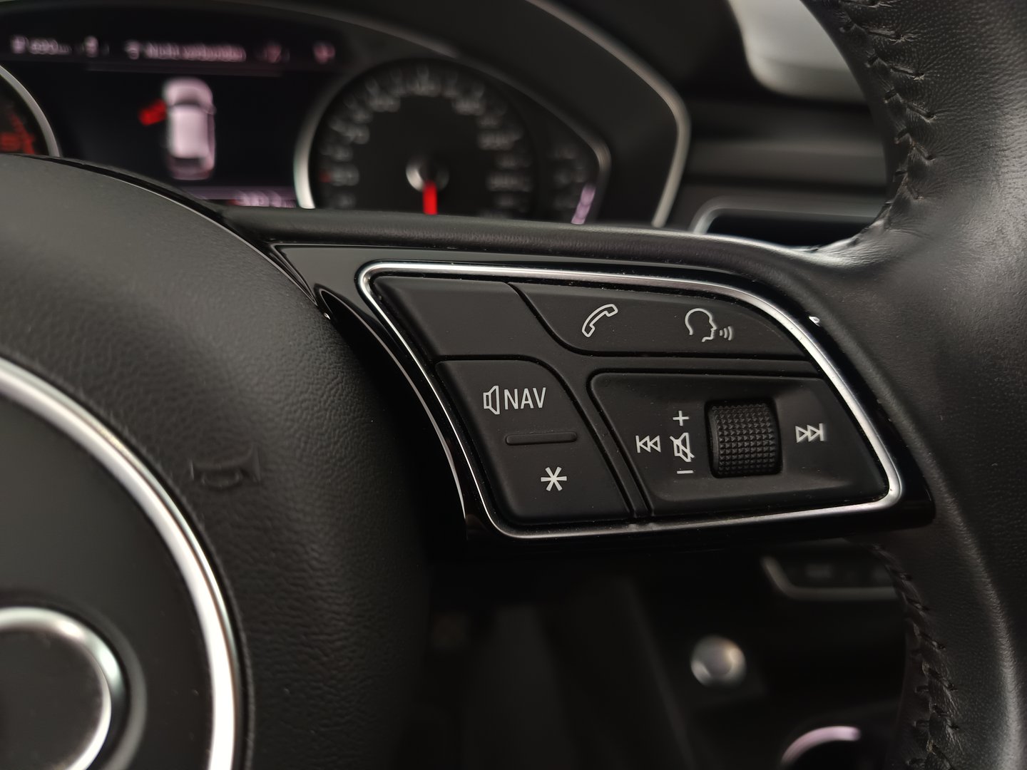 Audi A4 Avant 2.0 TDI quattro Sport | Bild 18 von 37