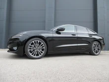 Audi A6 Sportback e-tron in Mythosschwarz Metallic