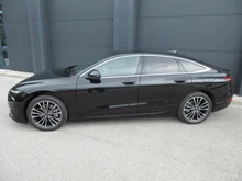 Audi A6 Sportback e-tron in Mythosschwarz Metallic