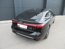 Audi A6 Sportback e-tron in Mythosschwarz Metallic