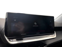 Peugeot 2008 PureTech 100 S&S Allure 6-Gang-Manuell in Weiß