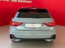 Audi A1 Sportback 30 TFSI S line in Pfeilgrau Perleffekt