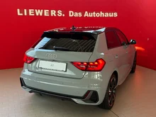 Audi A1 Sportback 30 TFSI S line in Pfeilgrau Perleffekt