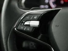 Škoda Octavia Combi 4x4 SCOUT TDI DSG in QUARZ-GRAU METALLIC