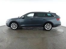 Škoda Octavia Combi 4x4 SCOUT TDI DSG in QUARZ-GRAU METALLIC