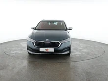 Škoda Octavia Combi 4x4 SCOUT TDI DSG in QUARZ-GRAU METALLIC