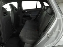 VW ID.4 Pro 4MOTION 210 kW Business in Mondsteingrau Dach schwarz