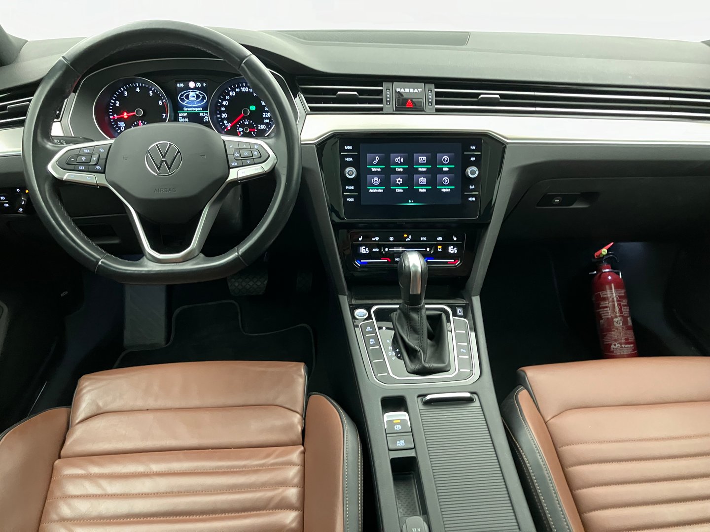 VW Passat Variant Elegance TSI ACT OPF DSG | Bild 14 von 34