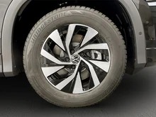VW Tayron Friends eTSI DSG in Grenadillschwarz Metallic