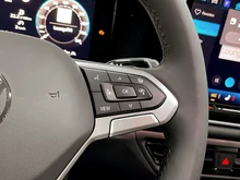 VW Tayron Friends eTSI DSG in Grenadillschwarz Metallic