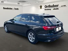 Audi A4 Avant 30 TDI basis in schwarz - metallic