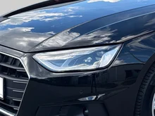 Audi A4 Avant 30 TDI basis in schwarz - metallic