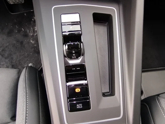 Bild eines VW Golf Rabbit mHEV DSG