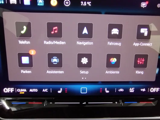 Bild eines VW Golf Rabbit mHEV DSG