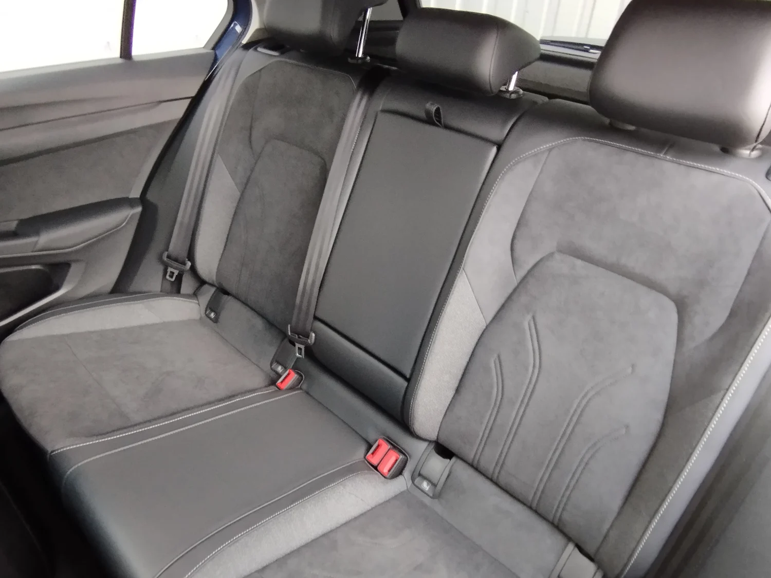 Bild eines VW Golf Rabbit mHEV DSG