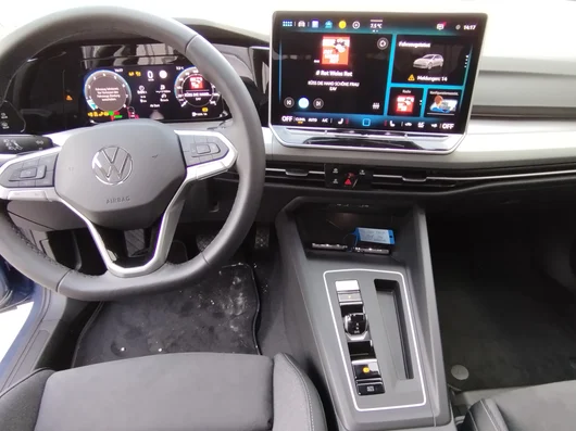 Bild eines VW Golf Rabbit mHEV DSG