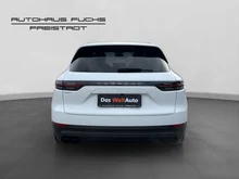 Porsche Cayenne E-Hybrid Platinum Edition in weiß