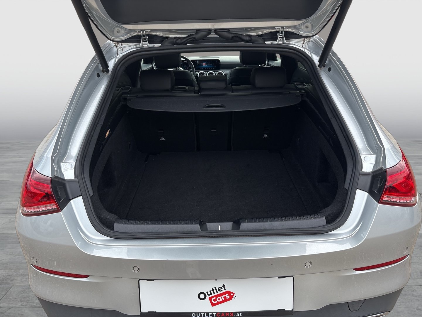 Mercedes CLA 200 d Shooting Brake Aut. | Bild 21 von 26