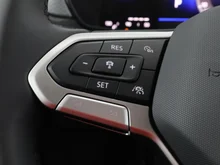 VW T-Cross Friends TSI DSG in Deep Black Perleffekt