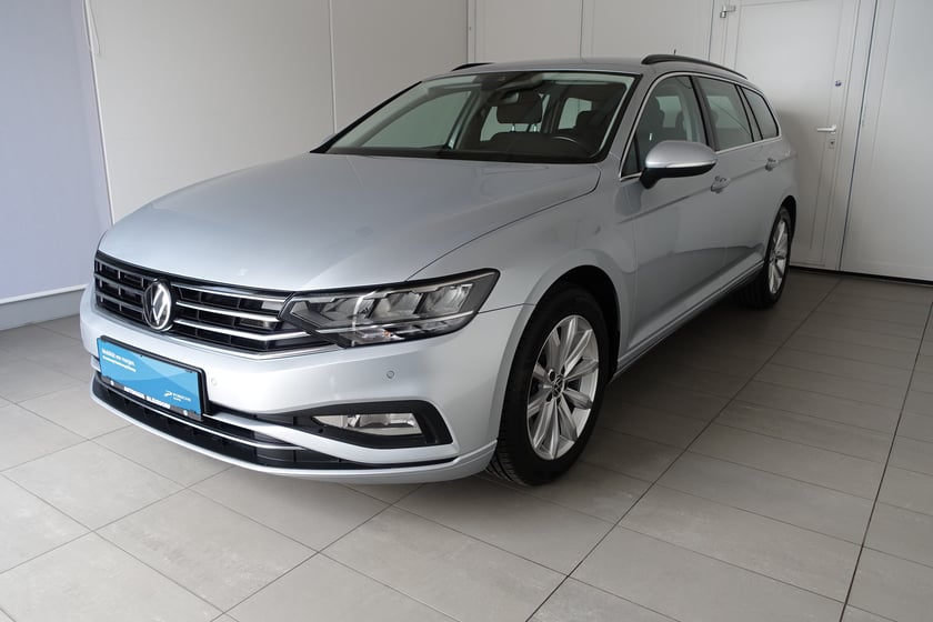 VW Passat Variant Business TDI 4MOTION DSG