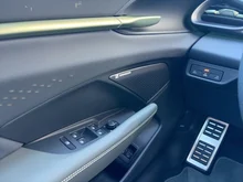 CUPRA Terramar TRIBE e-HYBRID 204 PS DSG in Nacht-Schwarz Metallic