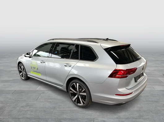 Bild eines Golf Variant Business mHeV DSG