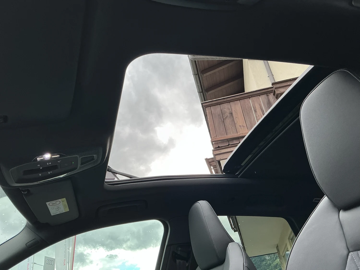 Bild eines Audi Q5 SUV TDI quattro 150 kW