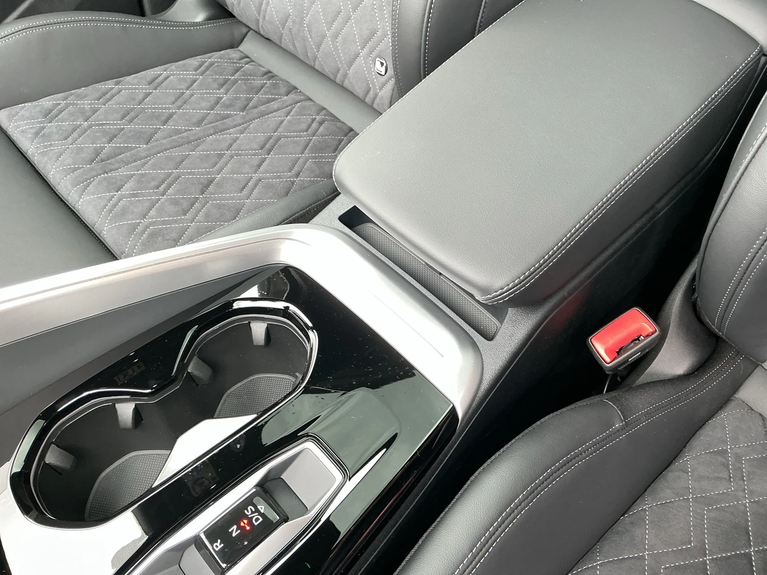 Bild eines Audi Q5 SUV TDI quattro 150 kW