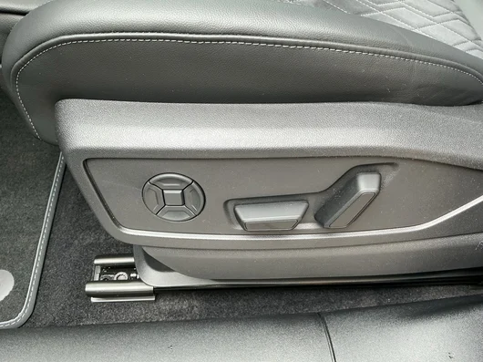 Bild eines Audi Q5 SUV TDI quattro 150 kW