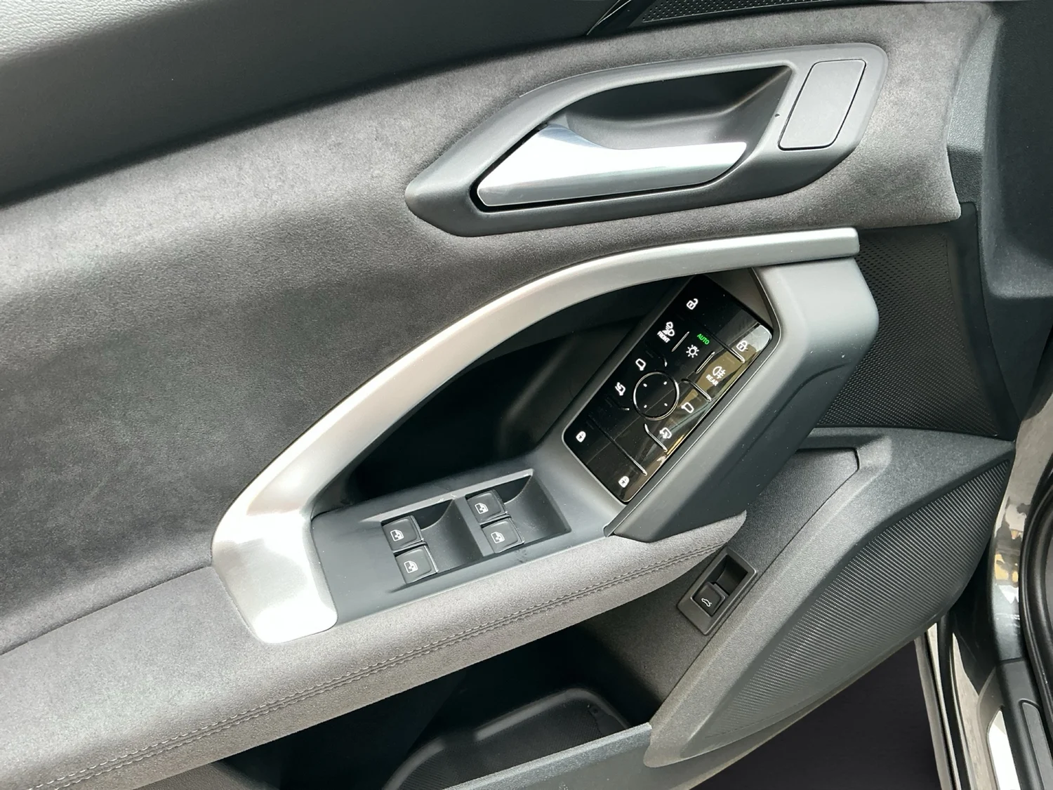 Bild eines Audi Q5 SUV TDI quattro 150 kW