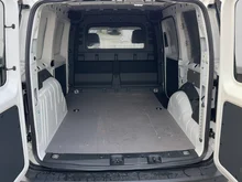 VW Caddy Cargo Maxi TDI in Candyweiß