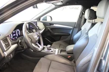 Audi Q5 50 TFSI e quattro in MANHATTANGRAU METALLIC