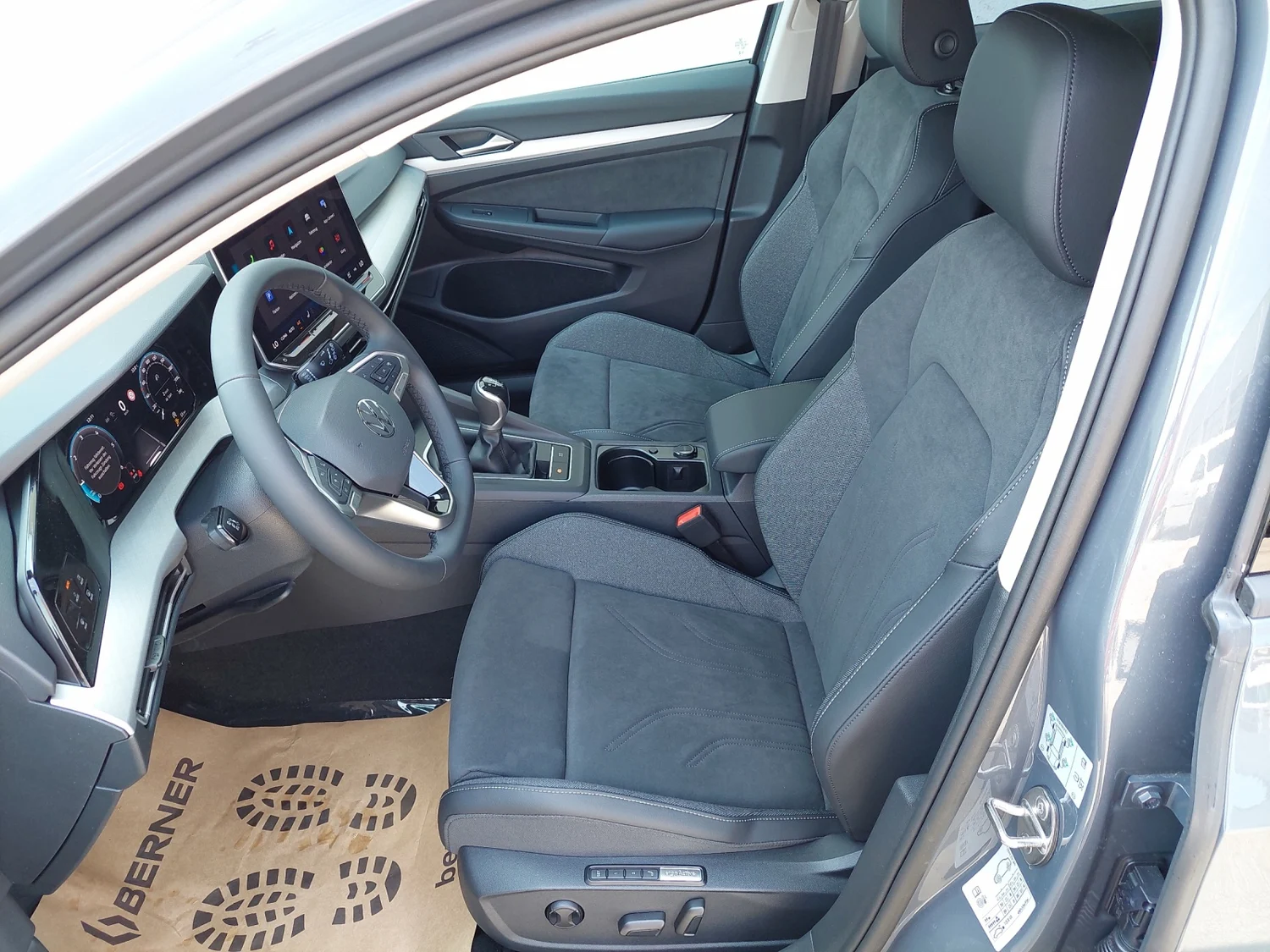 Bild eines Golf Variant Business TDI